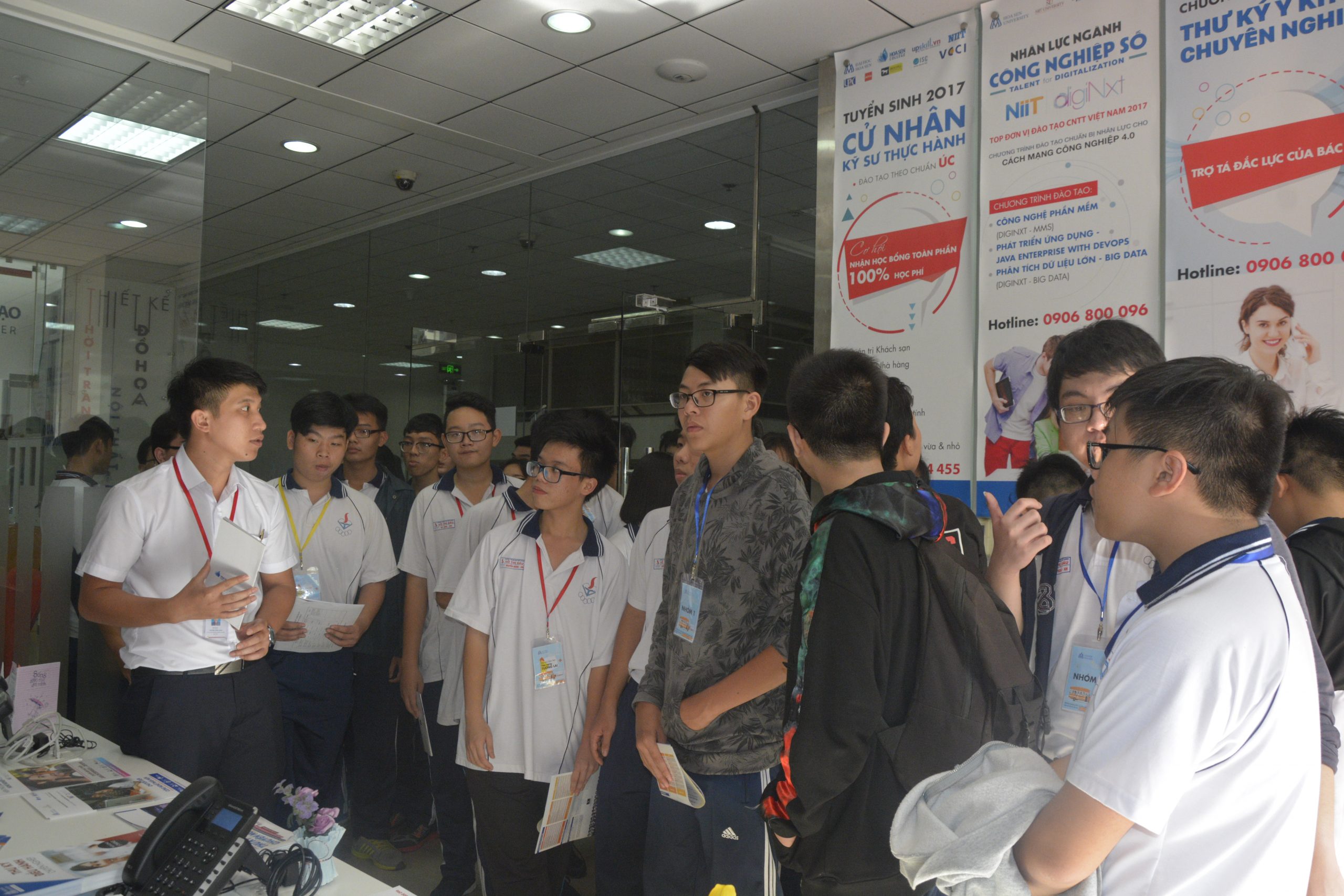 Khám phá giảng đường Đại học/Cao đẳng với chương trình Campus tour