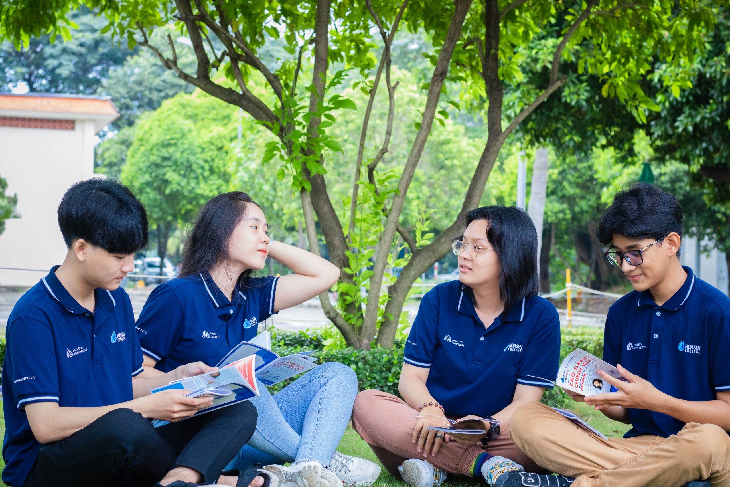 phỏm tá la College
 đào tạo chương trình Cao đẳng 9+ dành cho học sinh tốt nghiệp THCS